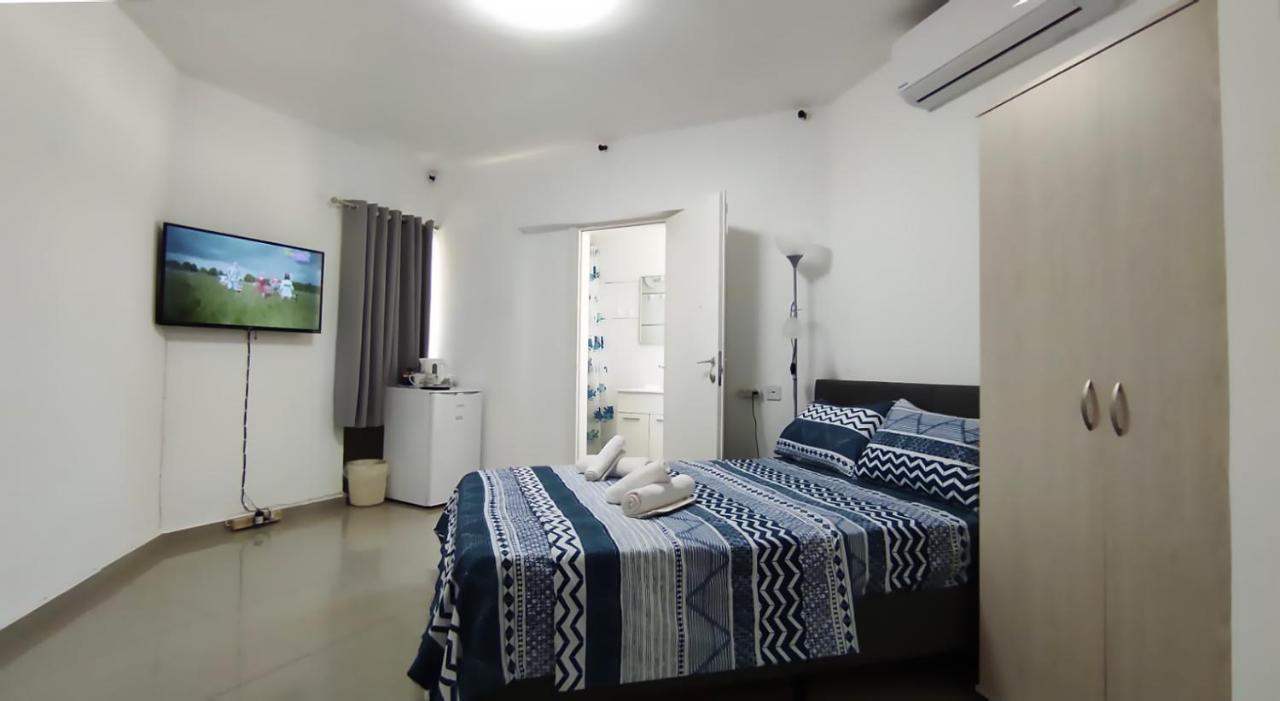 Guest House "Villa Klara Eilat" Heated Pool And Sauna All Year Round Zewnętrze zdjęcie