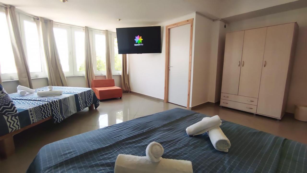 Guest House "Villa Klara Eilat" Heated Pool And Sauna All Year Round Zewnętrze zdjęcie